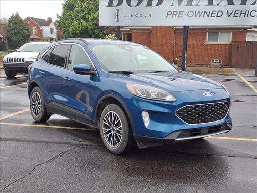 2022 Ford Escape PHEV SEL
