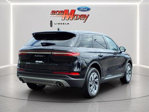 Infinite Black Metallic 2024 Lincoln Corsair Premiere
