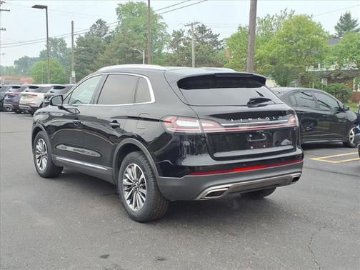 2022 Lincoln Nautilus Standard
