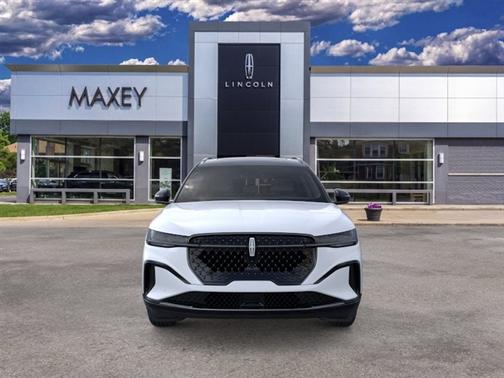 White Platinum Tri-Coat Metallic 2026 Lincoln Nautilus Reserve