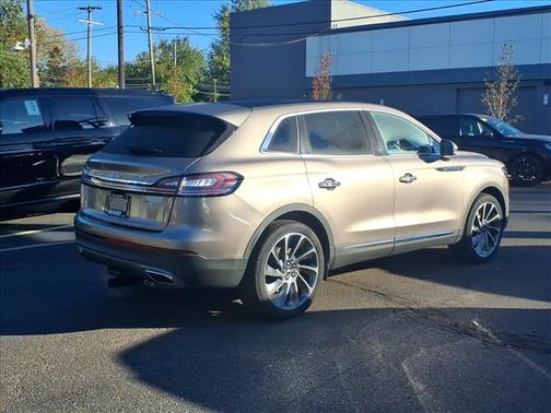 2019 Lincoln Nautilus Reserve