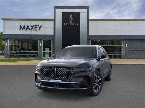 Infinite Black Metallic 2026 Lincoln Nautilus Premiere