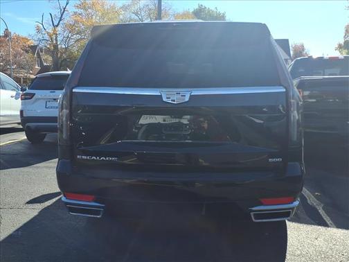 2022 Cadillac Escalade ESV Premium Luxury