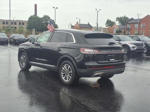 2022 Lincoln Nautilus Standard