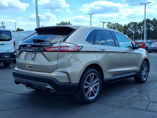 2021 Ford Edge Titanium