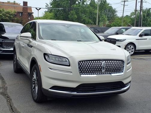2022 Lincoln Nautilus Standard