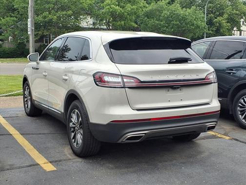 2022 Lincoln Nautilus Standard