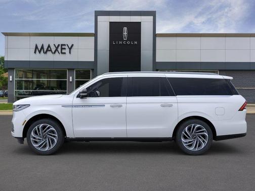 2025 Lincoln Navigator L Reserve