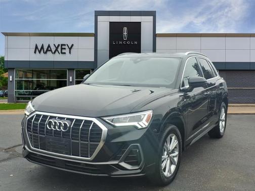 2023 Audi Q3 45 S line Premium