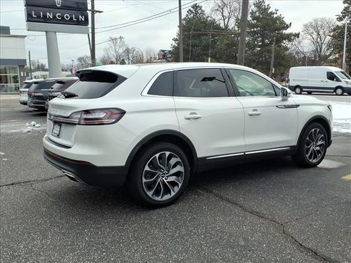 2022 Lincoln Nautilus Reserve