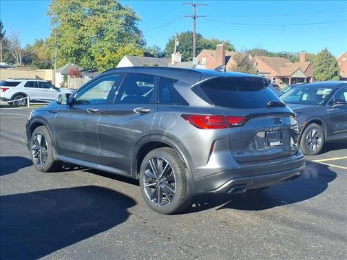 2023 INFINITI QX50 SPORT