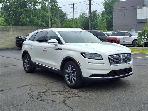 2022 Lincoln Nautilus Standard