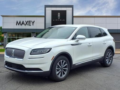 2022 Lincoln Nautilus Standard