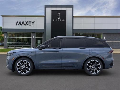 2025 Lincoln Nautilus Reserve