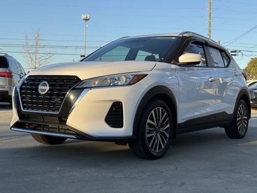2023 Nissan Kicks SV