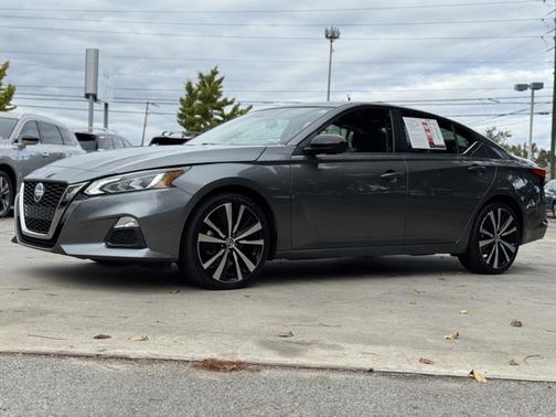 2022 Nissan Altima 2.5 SR
