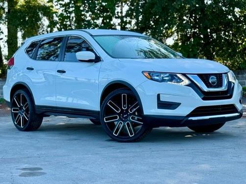 2019 Nissan Rogue S