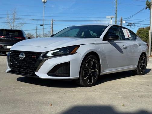 2023 Nissan Altima 2.5 SR