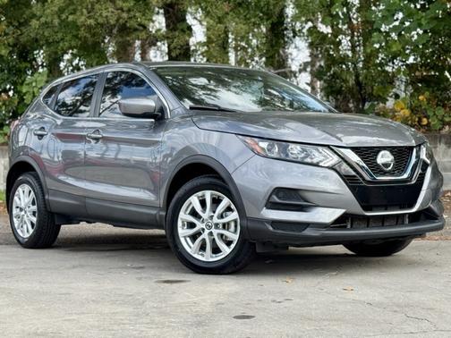 2022 Nissan Rogue Sport S