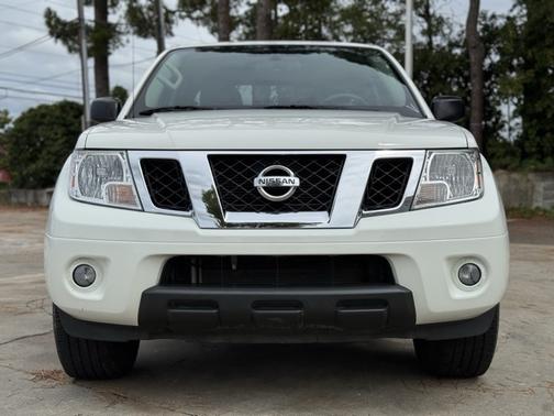 2021 Nissan Frontier SV