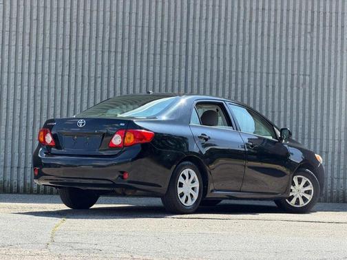 Black Sand Pearl 2010 Toyota Corolla LE