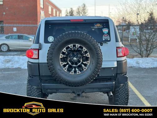 Brick 2008 Toyota FJ Cruiser Base