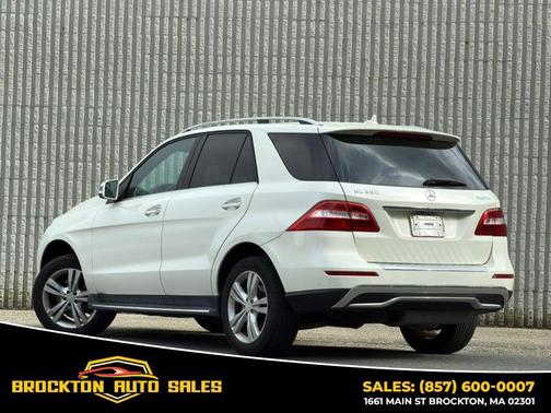 White 2013 Mercedes-Benz M-Class 4MATIC