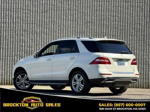 White 2013 Mercedes-Benz M-Class 4MATIC