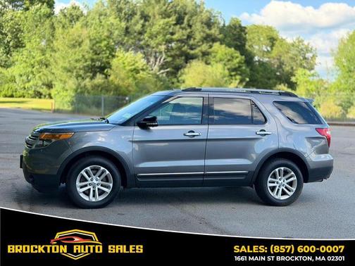 Gray 2014 Ford Explorer XLT