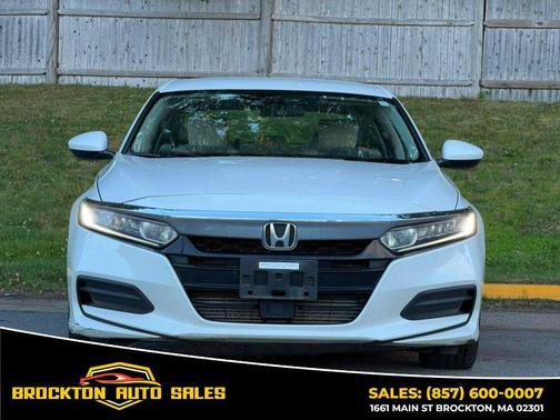 Platinum White Pearl 2018 Honda Accord LX