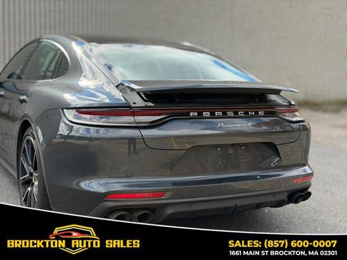 2021 Porsche Panamera 4