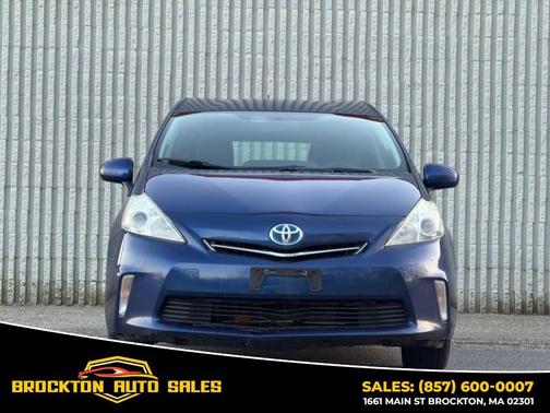 2012 Toyota Prius v Five