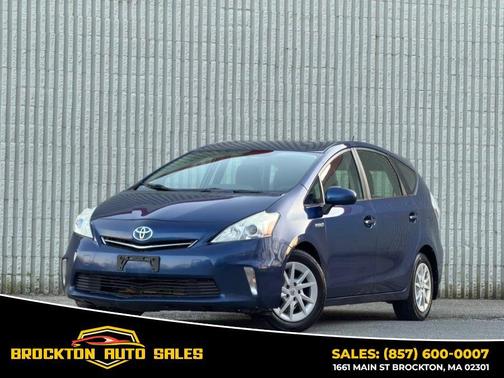 2012 Toyota Prius v Five
