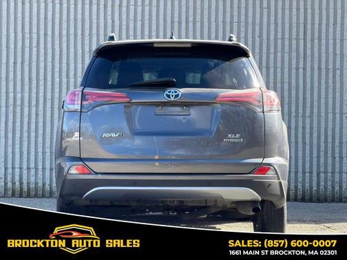 2018 Toyota RAV4 Hybrid XLE