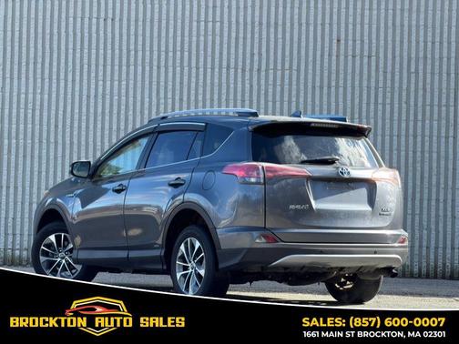 2018 Toyota RAV4 Hybrid XLE