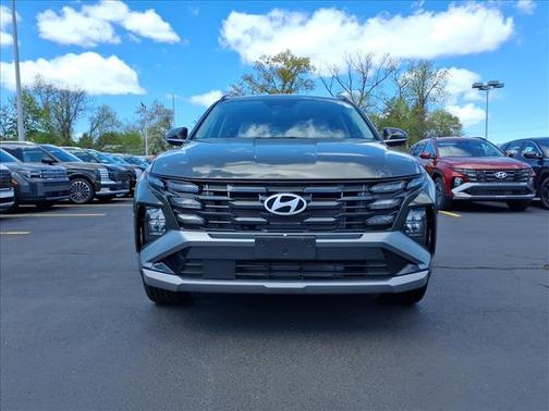 Green 2025 Hyundai TUCSON SEL Convenience