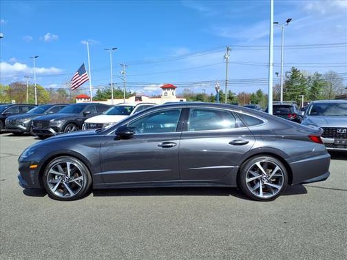 2022 Hyundai SONATA SEL Plus
