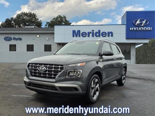 2025 Hyundai VENUE SEL