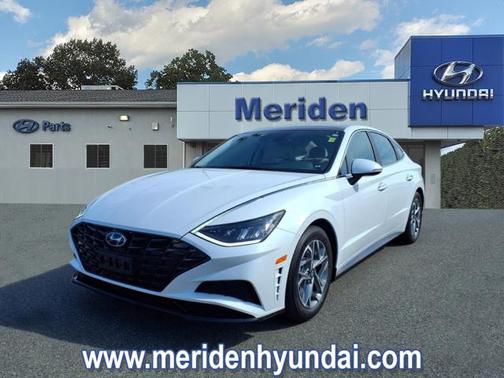 2022 Hyundai SONATA SEL