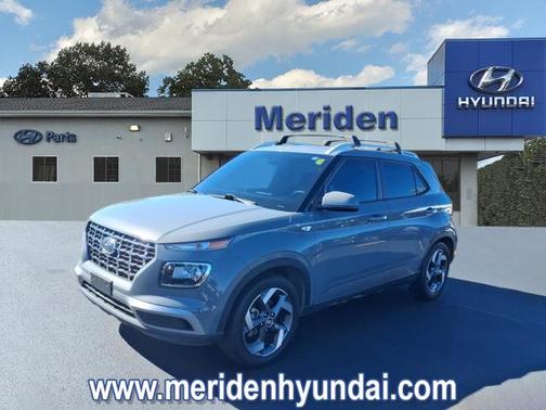2022 Hyundai VENUE SEL