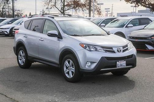 2014 Toyota RAV4 LE
