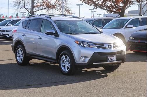 2014 Toyota RAV4 LE