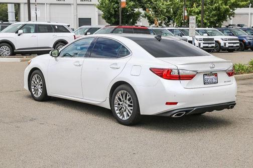 White Pearl 2018 Lexus ES 350 Base