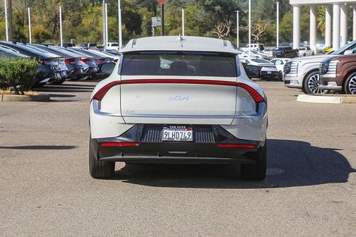2024 Kia EV6 Wind