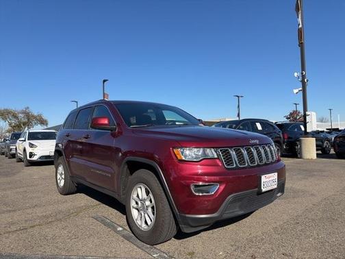 2020 Jeep Grand Cherokee Laredo E