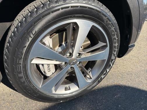 2023 Genesis GV80 2.5T