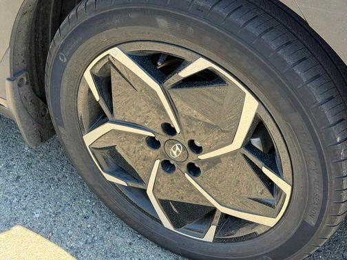 Cyber Gray 2024 Hyundai IONIQ 5 SEL