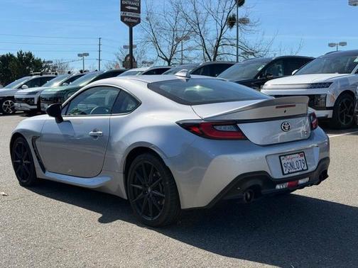 2023 Toyota GR86 Premium