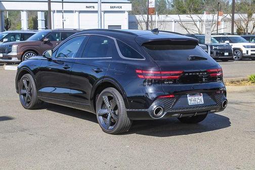 2023 Genesis GV70 2.5T