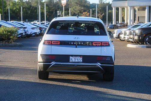 2024 Hyundai IONIQ 5 SEL